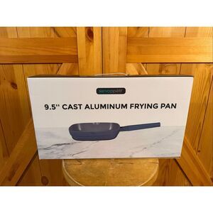 Servappetit 9.5” Cast Aluminum Frying Pan (6590)